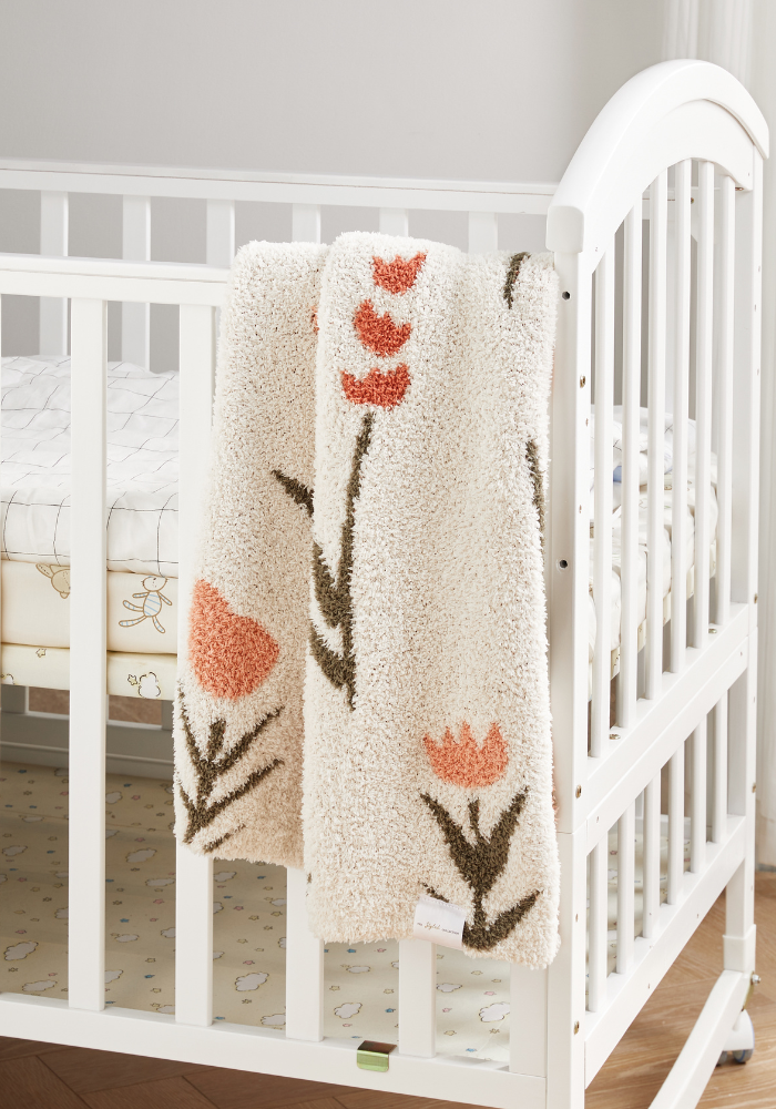 Tulip Buttery Blanket