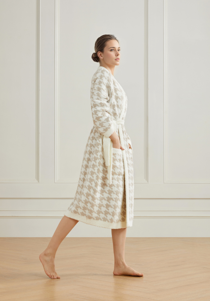 Houndstooth Buttery Robe