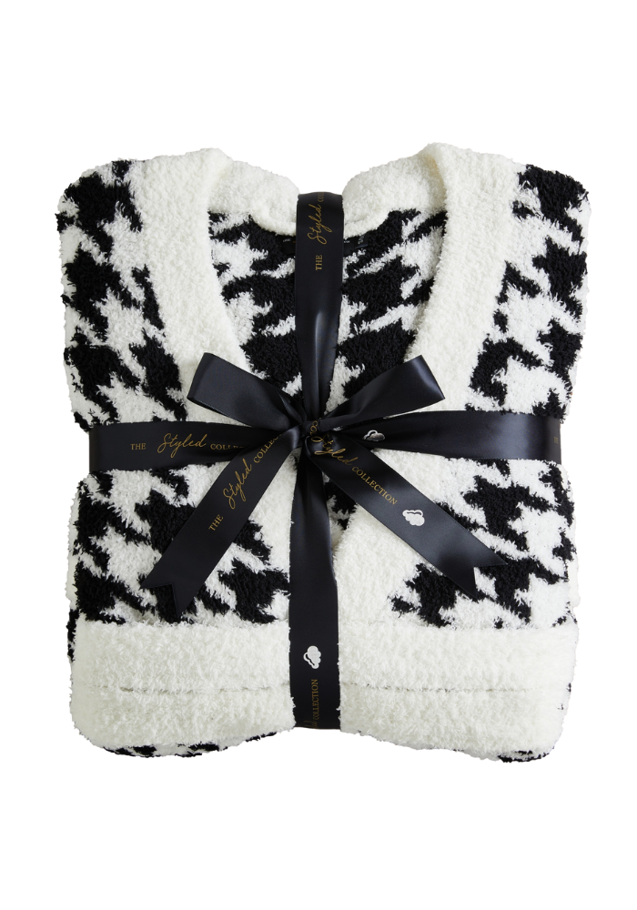 Houndstooth Buttery Robe