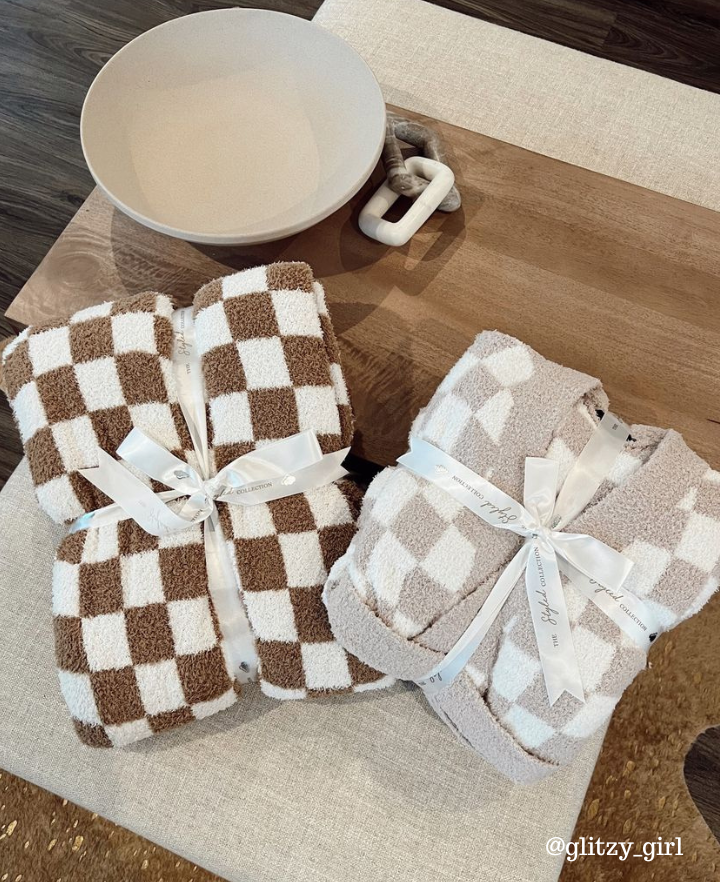 Checkered Buttery Blanket- Summer Weight
