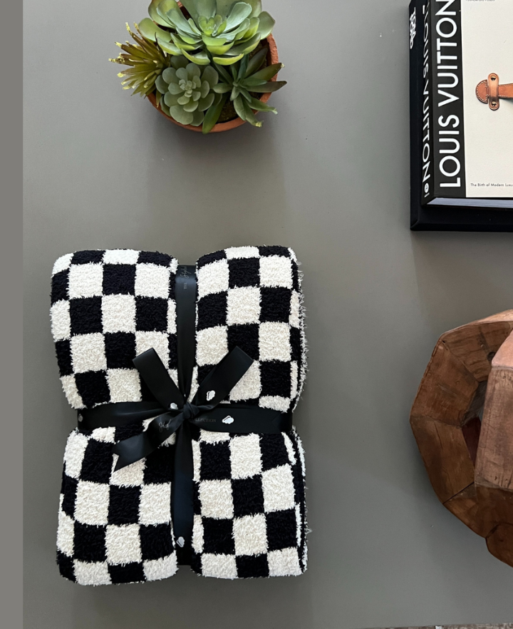 Checkered Buttery Blanket- Summer Weight