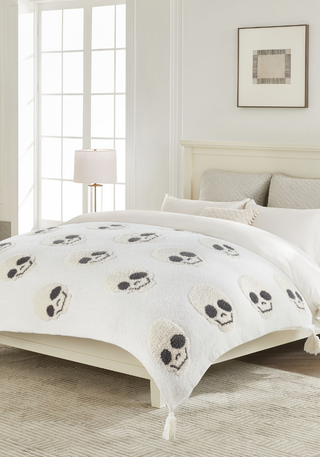 TSC x Sarah Knuth- 3D Skulls Buttery Blanket