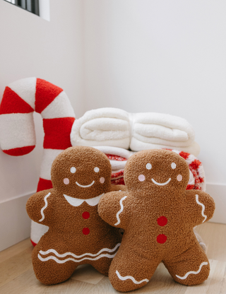 TSC x Madi Nelson: 3D Gingerbread Man Pillow