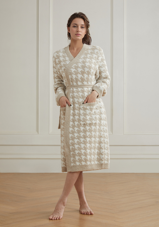 Houndstooth Buttery Robe- Pre Order 4-30