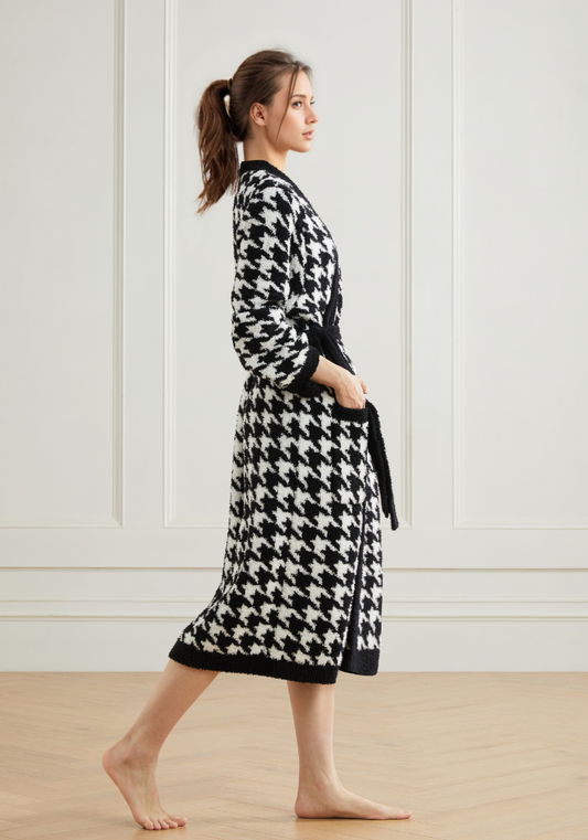 Houndstooth Buttery Robe