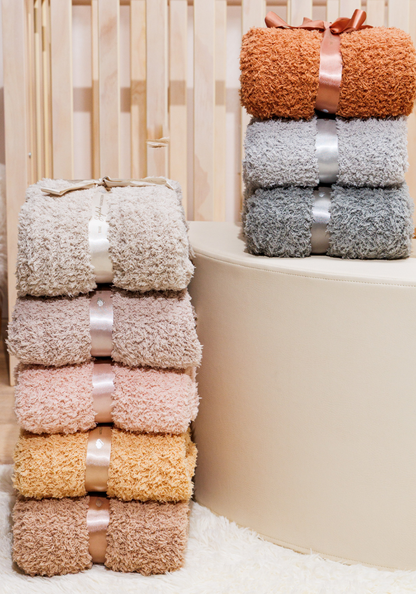 Sweet Scallop Buttery Blanket- Receiving