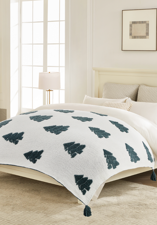 TSC x Amber Massey: 3D Evergreen Buttery Blanket