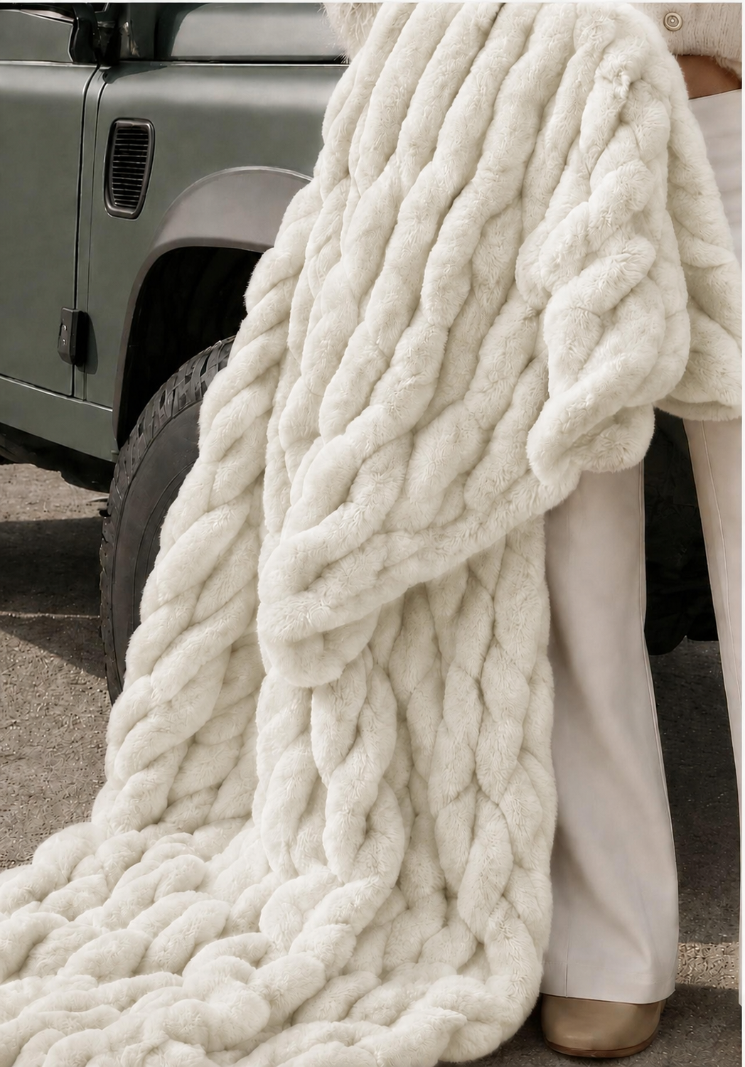 ✨ DreamLavish™ Luxe Faux Fur Throw | PRE-ORDER • 11.14