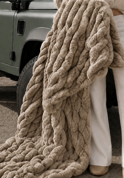 ✨ DreamLavish™ Luxe Faux Fur Throw | PRE-ORDER • 11.14