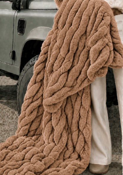 ✨ DreamLavish™ Luxe Faux Fur Throw | PRE-ORDER • 11.14